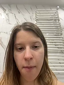 Snapshot of kimczii chatting on February 5, 2026, 7:21 pm kimczii online show from February 5, 2026, 7:21 pm