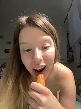 kimczii online show from May 29, 2026, 6:41 am