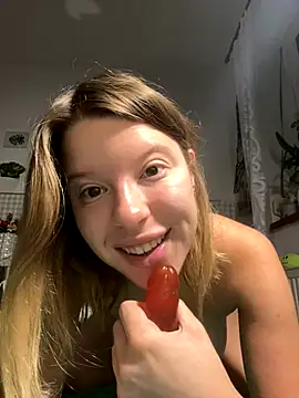 Snapshot of kimczii chatting on October 24, 2025, 6:23 am kimczii online show from October 24, 2025, 6:23 am