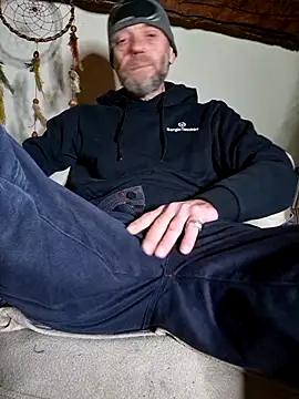 eddouxxx78 online show from November 5, 2025, 5:05 pm