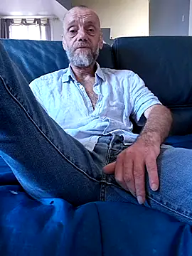 eddouxxx78 online show from July 28, 2026, 6:20 pm