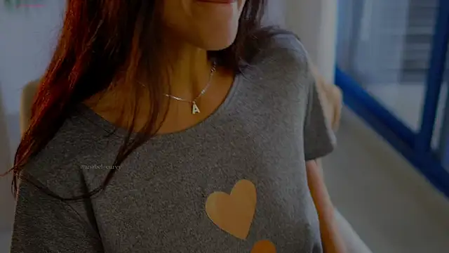 anabelcurvy online show from April 18, 2026, 8:16 am