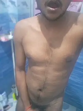 Itsdesi boy online show from April 12, 2026, 9:40 pm