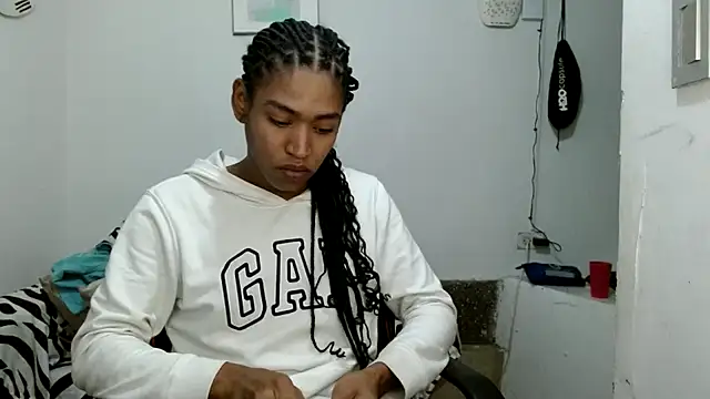 angelamarie1 online show from April 5, 2026, 7:42 pm