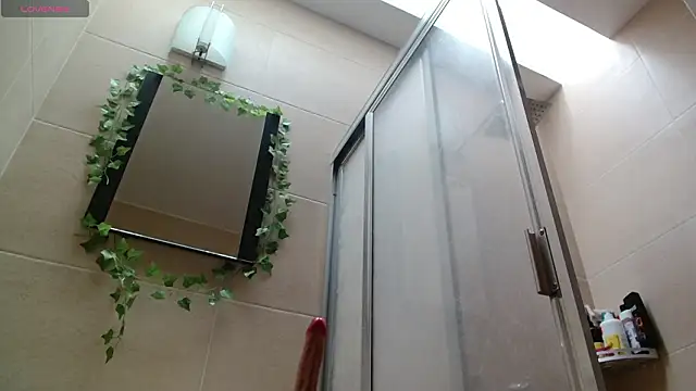 MINI Petite online show from March 26, 2026, 5:44 pm