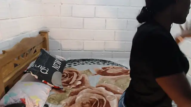 Snapshot of sexyjustin202 chatting on December 15, 2025, 4:51 am sexyjustin202 online show from December 15, 2025, 4:51 am