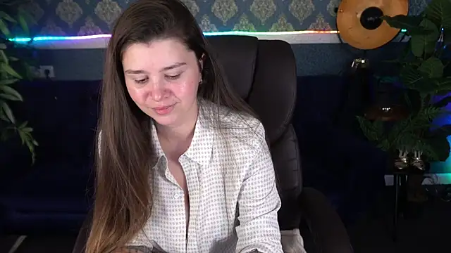 Snapshot of AmellyMilly chatting on November 14, 2025, 8:01 pm AmellyMilly online show from November 14, 2025, 8:01 pm