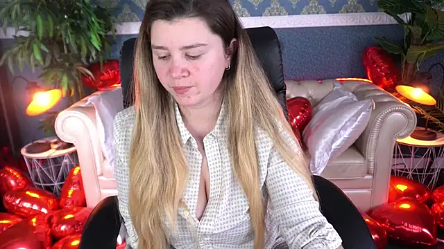 AmellyMilly online show from February 16, 2026, 2:05 pm