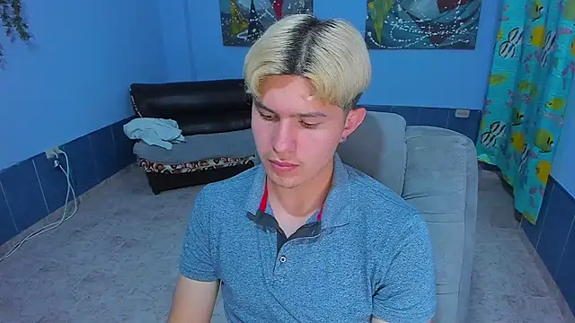 Snapshot of patrik_027 chatting on November 29, 2025, 7:30 am patrik 027 online show from November 29, 2025, 7:30 am