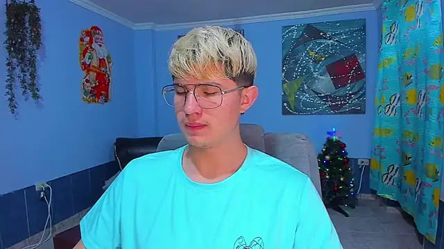 Snapshot of patrik_027 chatting on December 1, 2025, 10:27 am patrik 027 online show from December 1, 2025, 10:27 am