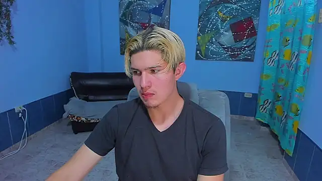 Snapshot of patrik_027 chatting on November 7, 2025, 3:11 am patrik 027 online show from November 7, 2025, 3:11 am