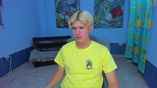 Snapshot of patrik_027 chatting on November 11, 2025, 8:03 pm patrik 027 online show from November 11, 2025, 8:03 pm