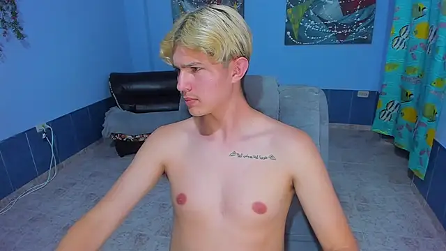 Snapshot of patrik_027 chatting on November 12, 2025, 8:12 pm patrik 027 online show from November 12, 2025, 8:12 pm