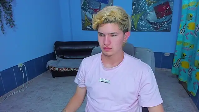 Snapshot of patrik_027 chatting on September 21, 2025, 6:51 am patrik 027 online show from September 21, 2025, 6:51 am