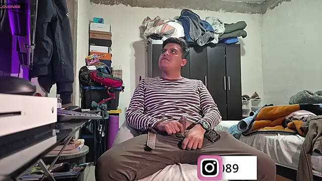 thor000089 online show from March 25, 2026, 4:01 am