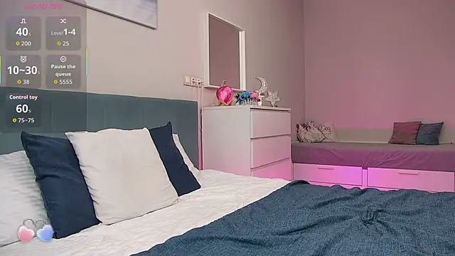 Maria Stellarr online show from July 7, 2026, 6:47 am