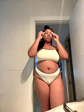 Snapshot of sha_squirt chatting on September 22, 2025, 7:03 am sha squirt online show from September 22, 2025, 7:03 am