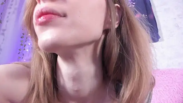 LuckySexyDoll online show from May 24, 2026, 6:13 am