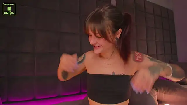 Jill Vega online show from September 18, 2025, 4:48 am