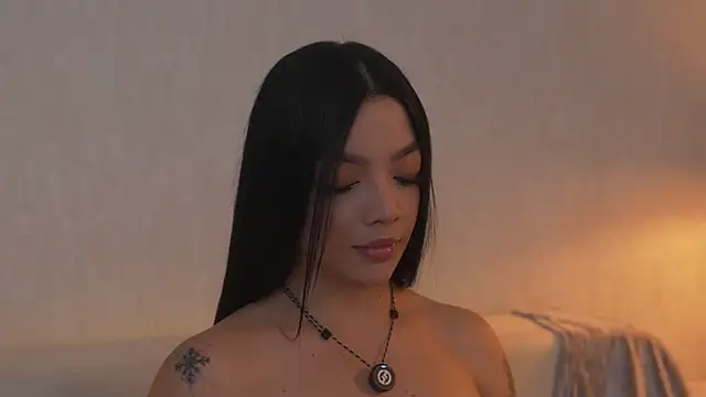 sarah hiill online show from March 25, 2026, 10:52 pm