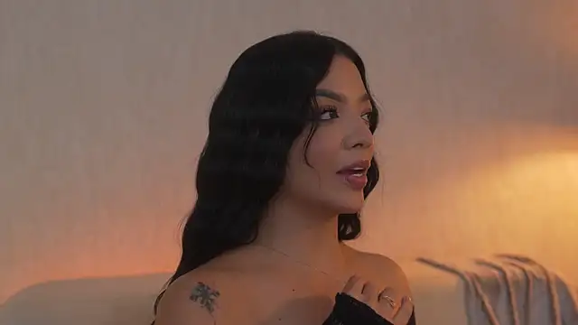 sarah hiill online show from March 13, 2026, 10:59 pm