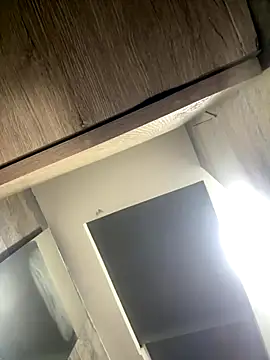 Snapshot of CeliWoods chatting on December 14, 2025, 10:10 am CeliWoods online show from December 14, 2025, 10:10 am