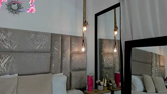 CeliWoods online show from March 21, 2026, 11:14 am