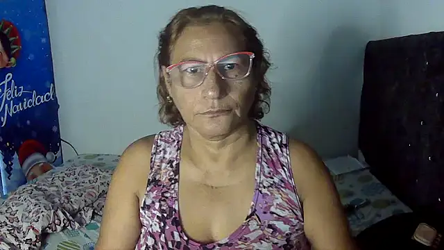 Snapshot of charrysexy1 chatting on January 8, 2026, 12:44 pm charrysexy1 online show from January 8, 2026, 12:44 pm