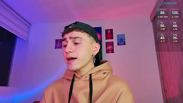 Snapshot of dimitri-bilak chatting on November 17, 2025, 11:53 pm dimitri-bilak online show from November 17, 2025, 11:53 pm