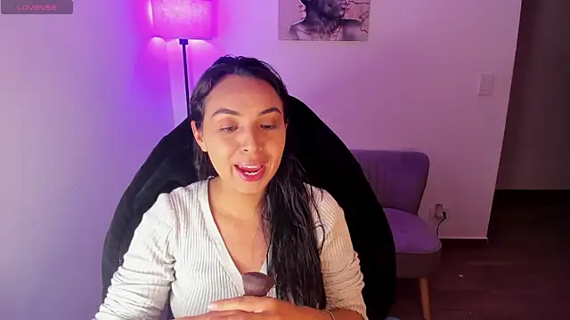 Miss Nicole online show from May 30, 2026, 1:34 am