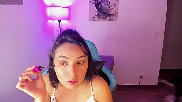 Miss Nicole online show from June 5, 2026, 1:10 am