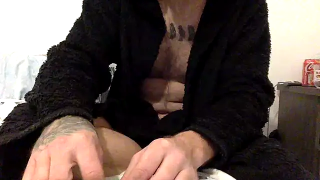 bigguy101 online show from December 3, 2025, 12:44 am