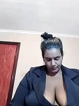 NWC4LYF online show from December 13, 2025, 8:04 pm