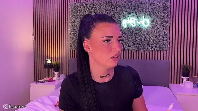 Snapshot of LizaRoxx chatting on September 13, 2025, 9:48 pm LizaRoxx online show from September 13, 2025, 9:48 pm