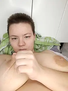 Snapshot of GoldMelissa chatting on October 25, 2025, 9:52 am GoldMelissa online show from October 25, 2025, 9:52 am