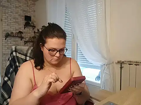 Snapshot of jolieseins chatting on January 15, 2025, 12:47 pm jolieseins online show from January 15, 2025, 12:47 pm