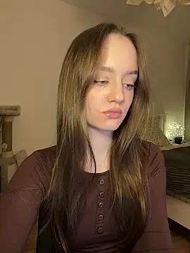 malyshhka online show from April 4, 2026, 11:22 pm