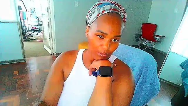 Snapshot of Charlie-Crawford chatting on February 28, 2025, 4:31 pm Charlie-Crawford online show from February 28, 2025, 4:31 pm