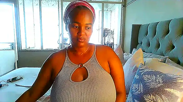Snapshot of Charlie-Crawford chatting on March 3, 2025, 5:05 am Charlie-Crawford online show from March 3, 2025, 5:05 am