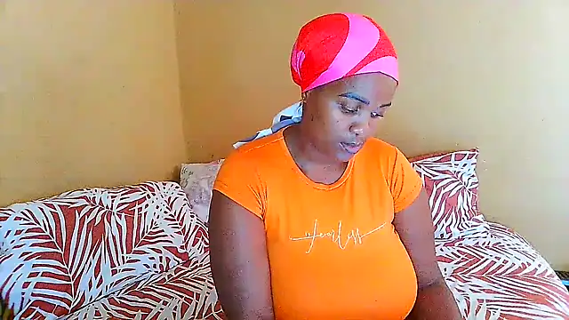 Snapshot of Charlie-Crawford chatting on March 17, 2025, 2:23 pm Charlie-Crawford online show from March 17, 2025, 2:23 pm