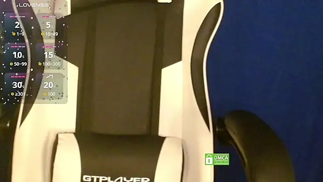 CrossyAayesha online show from April 25, 2026, 10:07 am