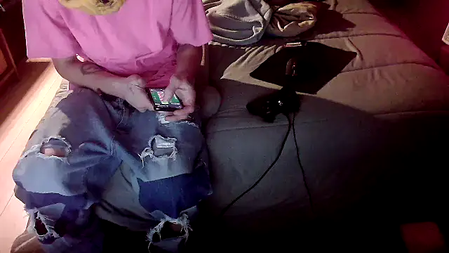 Snapshot of xxxTony999 chatting on November 12, 2025, 7:01 am xxxTony999 online show from November 12, 2025, 7:01 am