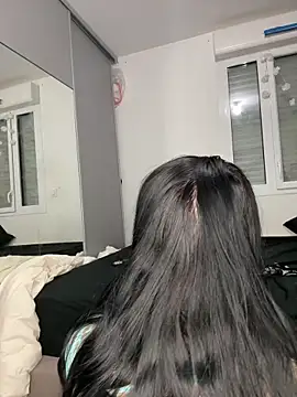 victoria athena online show from March 26, 2026, 9:02 pm