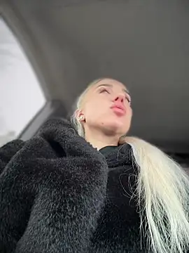 Snapshot of pinkstar_ chatting on January 12, 2026, 5:03 am pinkstar online show from January 12, 2026, 5:03 am