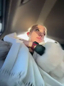 Snapshot of pinkstar_ chatting on December 1, 2025, 4:46 am pinkstar online show from December 1, 2025, 4:46 am