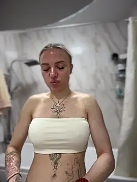 Snapshot of pinkstar_ chatting on January 18, 2026, 6:28 am pinkstar online show from January 18, 2026, 6:28 am