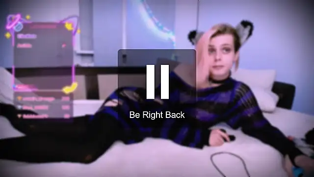 Littlepinkcat online show from December 3, 2025, 3:29 am