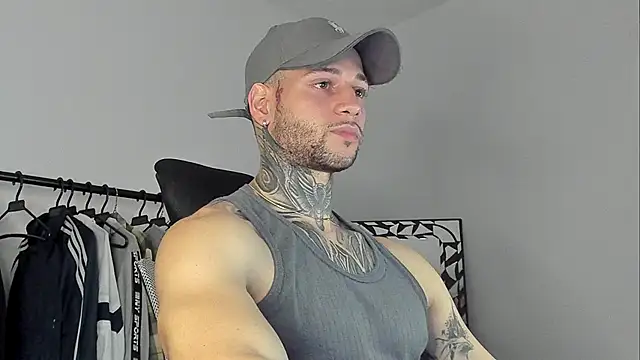  jamesleandros1 online show from October 22, 2025, 2:00 am