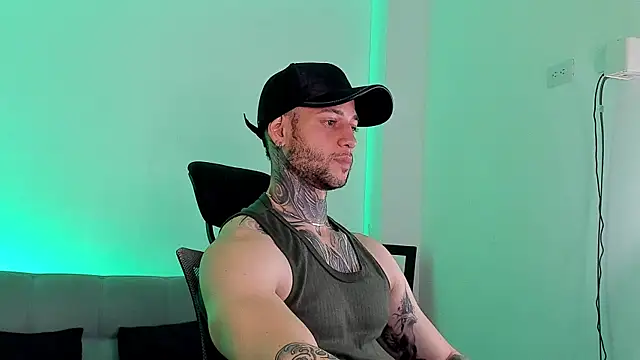  jamesleandros1 online show from July 12, 2026, 5:25 pm
