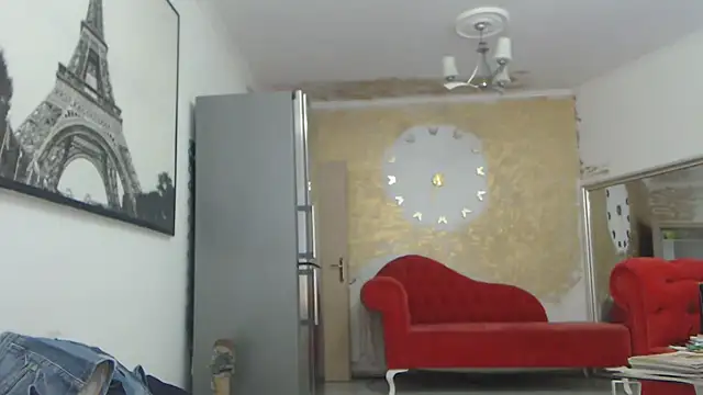 AnnaBellaLuckyXOXO online show from September 21, 2025, 10:42 am